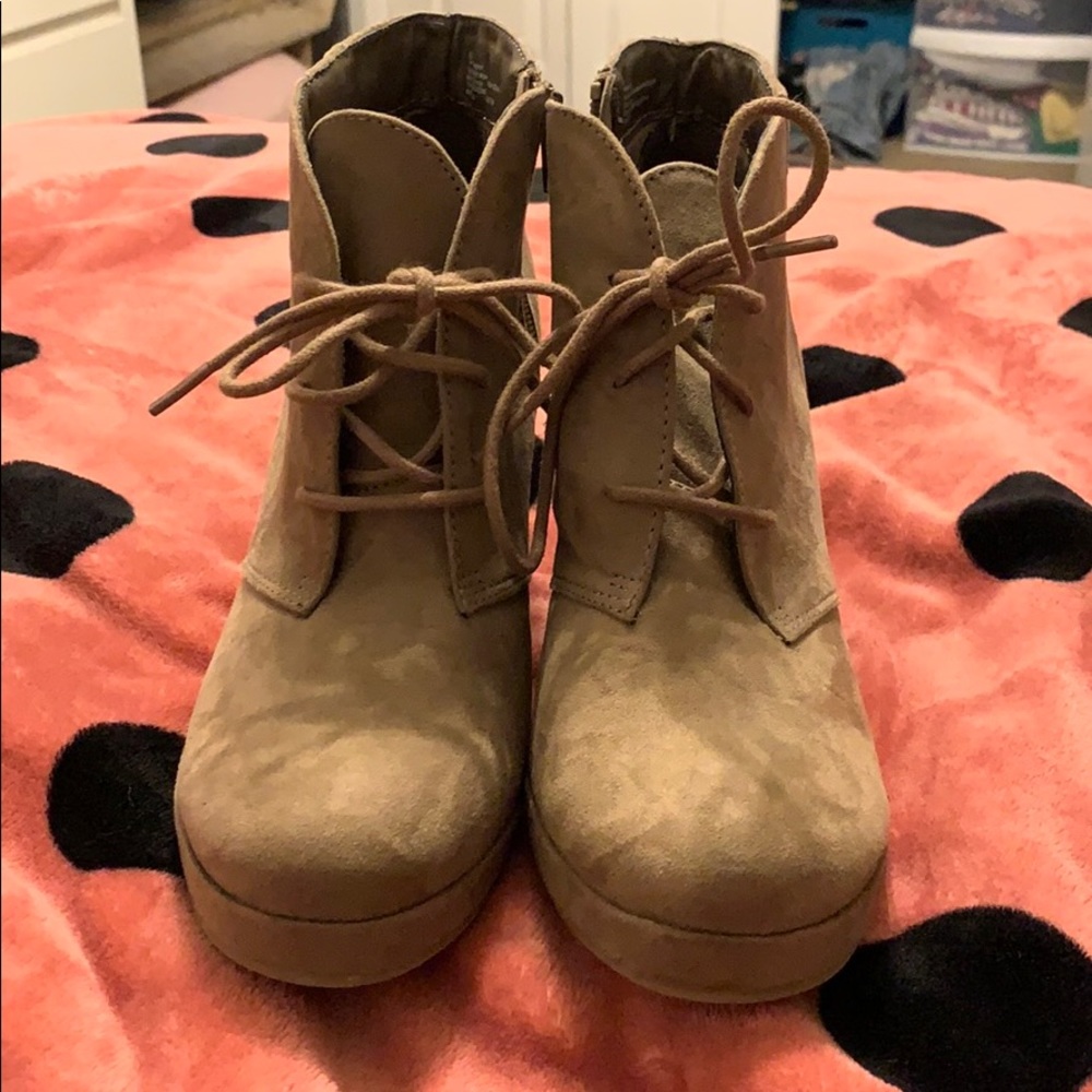 high heel boots